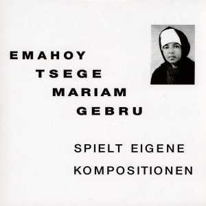 Spielt Eigene Kompositionen...